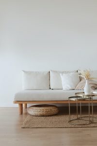 How Much Should You Spend on Furnishings