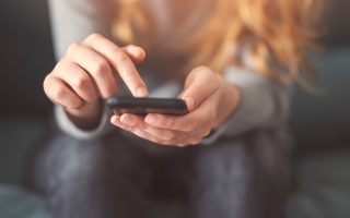 Top 12 Texting Tips to Keep the Conversation Going