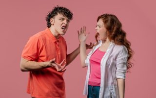 Adult siblings aruging with each other