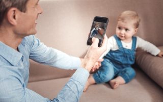 6 Tips for Photographing Kids Who Refuse to Sit Still