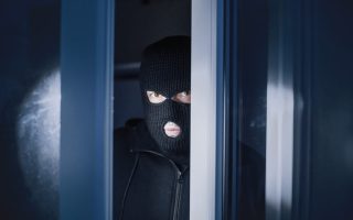 Police don't always stop break-ins when they are supposed to.