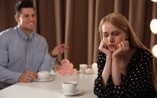 Here are the conversation traps taht ruin a first date before the entree arrives.