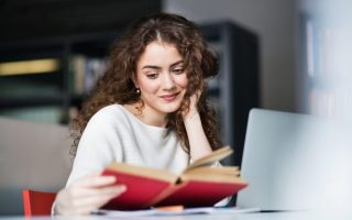 There Are Many Scary Reasons Gen Alpha Is Falling Behind in Reading