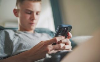 Some Teen Texting Codes Completely Confuse Parents