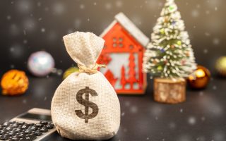 8 Budget Patterns That Always Show Up Right Before the Holidays